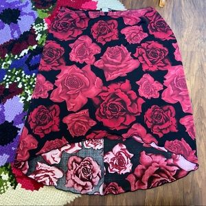 Vintage 90’s/Y2K Fashion Bug Red Rose High Low Skirt Size 1X